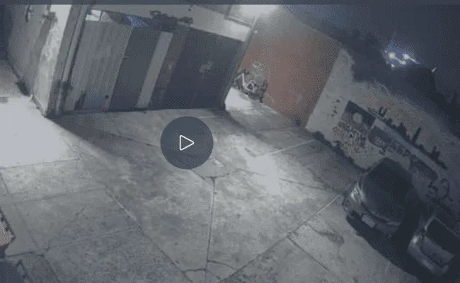 2 X Car Parks In St Kilda With Cctv - Behind Electric Gate