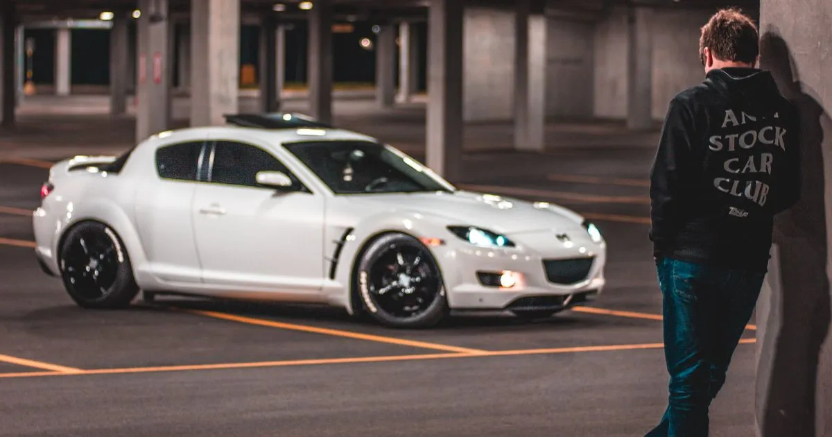 Andrew's Airport Parking Review: The Pros and Cons of Their Services Andrew's Airport Parking Review: The Pros and Cons of Their Services