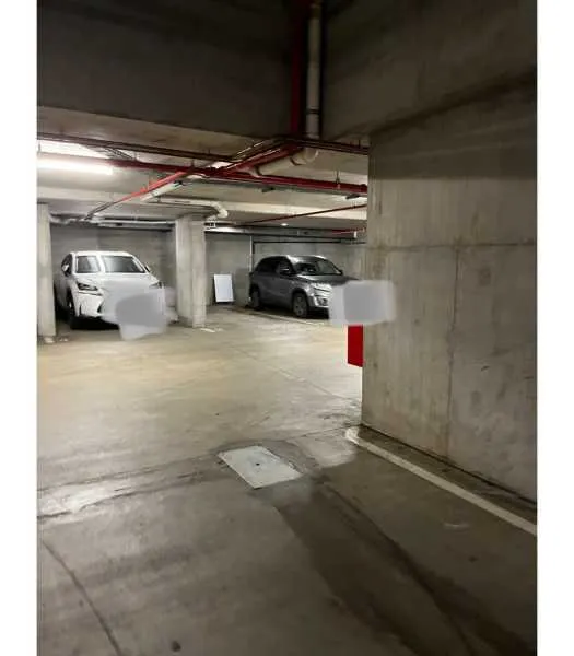 Car Park To Rent In Fortitude Valley ( Near Train Station)