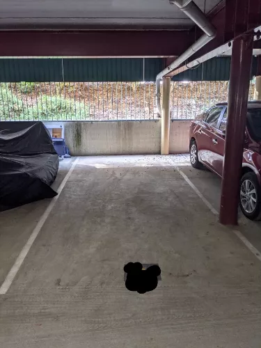 Parking For Rent - Indoor Parking Lot At Braddon - Close To Shops And Transports