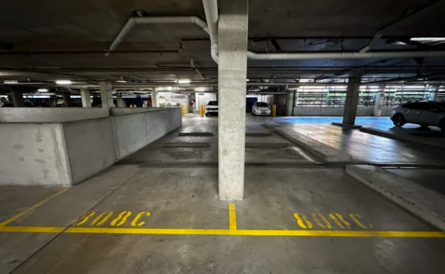 Parking, Garages And Car Spaces For Rent - Mascot - Secure Indoor Parking Close To Train Station #1