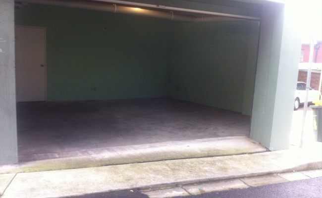 Parking, Garages And Car Spaces For Rent - Privately Enclosed Lock Up Secure Double Garage