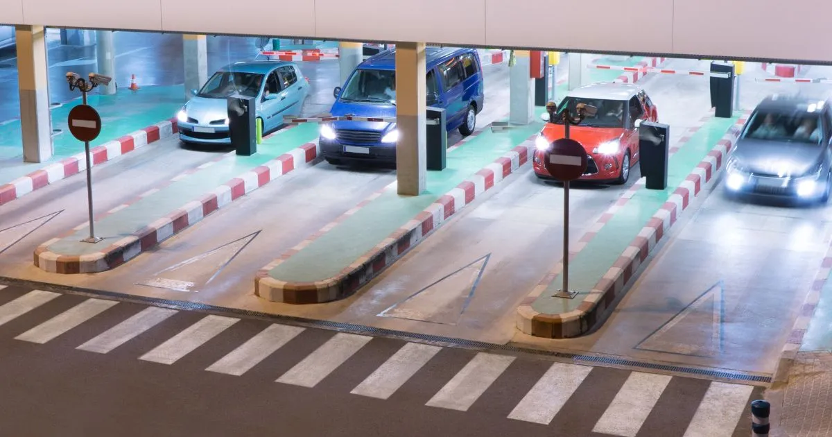 Parking Garage Entrance Managing Traffic Flow And Enhancing Staff Training For Safety Parking Garage Entrance Managing Traffic Flow And Enhancing Staff Training For Safety