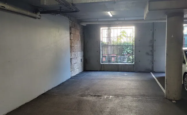 Parking Spaces For Rent - Spacious Secure Undercover Parking Near Broadway And Central (uts, Usyd, Tafe, Glebe, Chippendale)