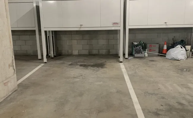 Parking For Rent - Spring Hill - Great Indoor Parking Near Cbd