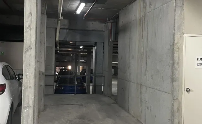 Parking For Rent - Ultimo - Secure Easy Conveniently Paking Close To Haymarket And Cbd