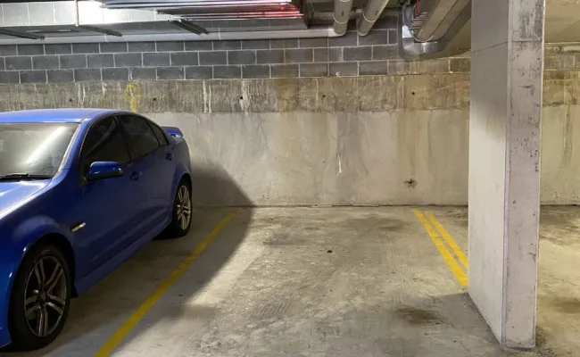 Parking For Rent - Waterloo - Secure Indoor Parking Near Local Attractions