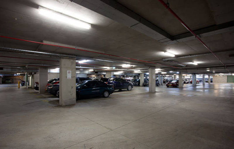 Parking, Garages And Car Spaces For Rent - Rockdale Plaza Dr, Rockdale