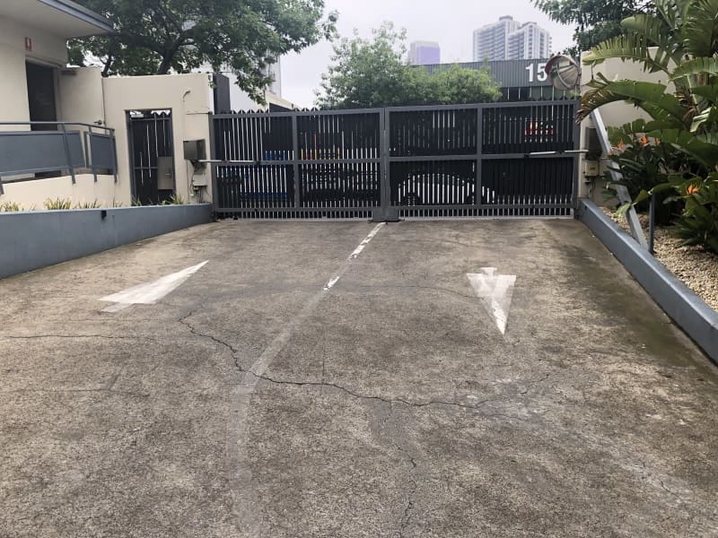 Parking, Garages And Car Spaces For Rent Southbank Car Park Space Available Now
