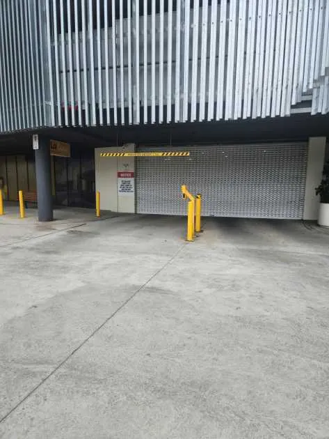 Available Secure Garage at GUNGAHLIN Available Secure Garage at GUNGAHLIN
