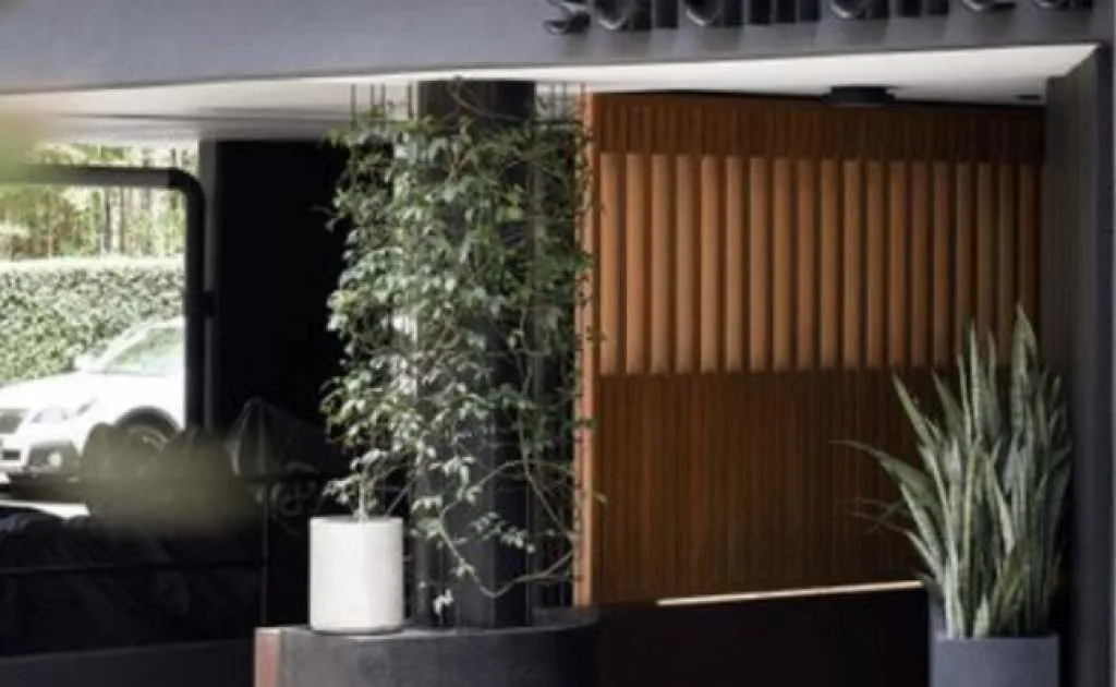 Parking For Rent - Elizabeth Bay Rd - Undercover Security Parking Space Parking For Rent - Elizabeth Bay Rd - Undercover Security Parking Space