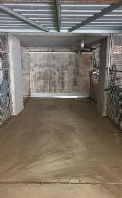 Parking For Rent - Great & Safe Garage/storage Space In Newtown Parking For Rent - Great & Safe Garage/storage Space In Newtown