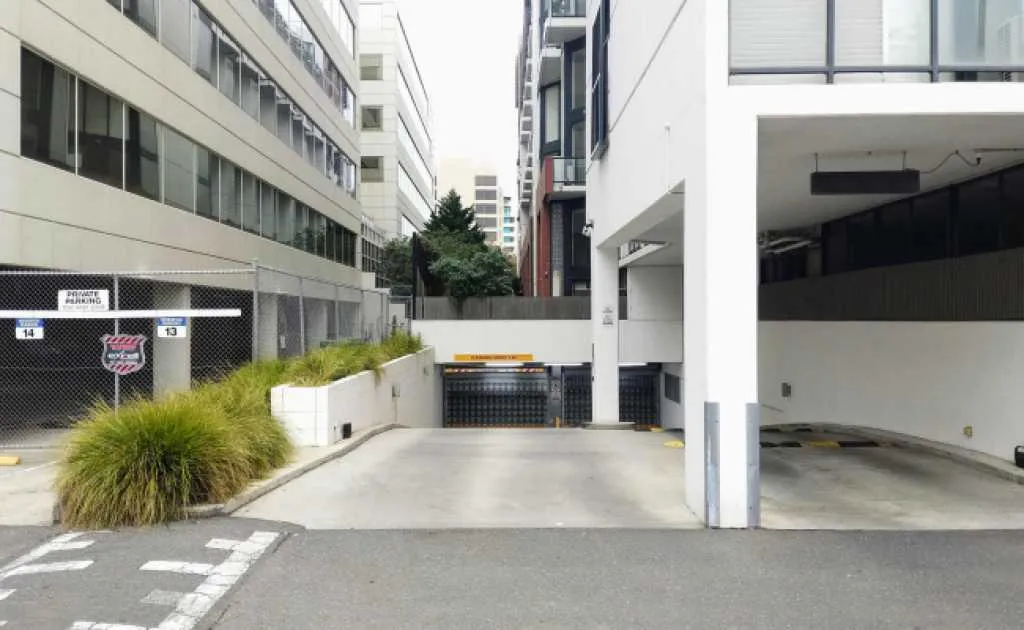 Parking For Rent - Indoor Lot At 539 St.kilda Rd/ Alfred/ Seek Parking For Rent - Indoor Lot At 539 St.kilda Rd/ Alfred/ Seek