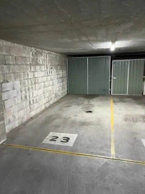 Car Bay For Long Term Rent Car Bay For Long Term Rent