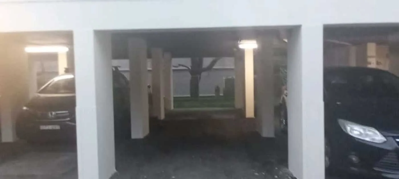 North Bondi Very Large Undercover Car Space To Rent North Bondi North Bondi Very Large Undercover Car Space To Rent North Bondi