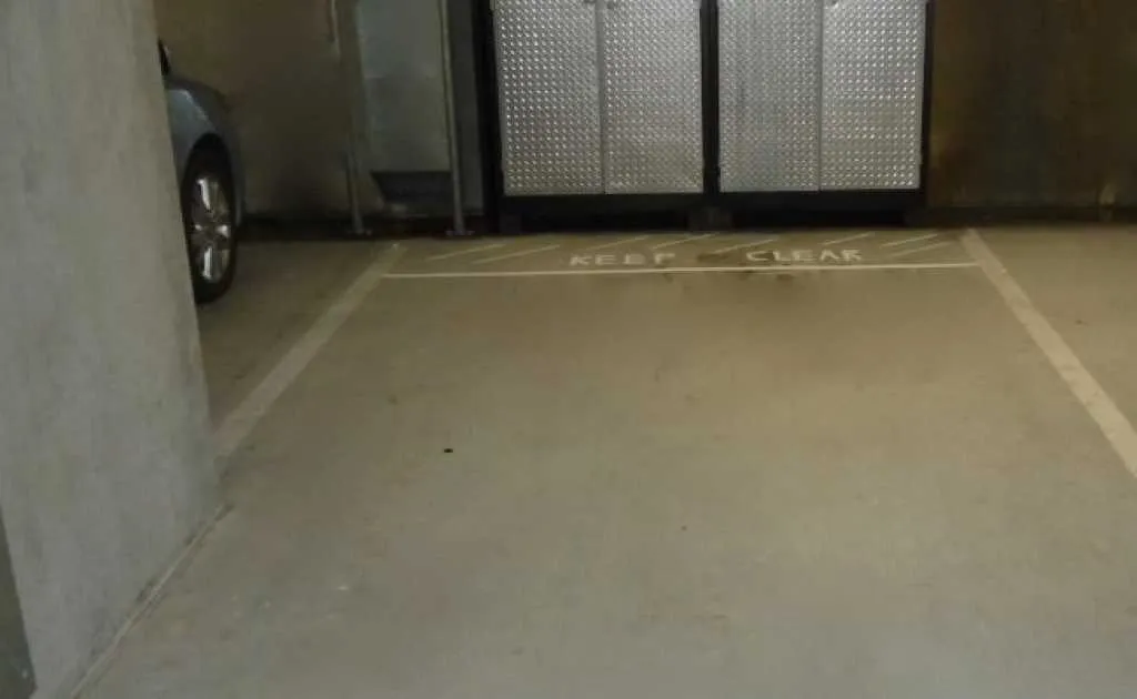 Parking For Rent - Cbd Spring Hill Secured Cctv Car Park Space Parking For Rent - Cbd Spring Hill Secured Cctv Car Park Space