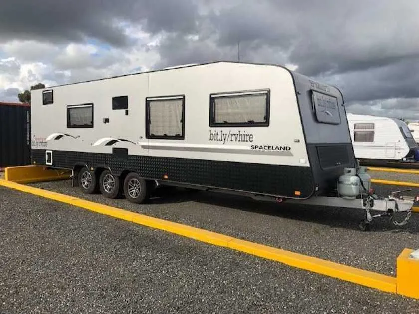 Parking For Rent - Cheap Caravan / Motorhome Storage