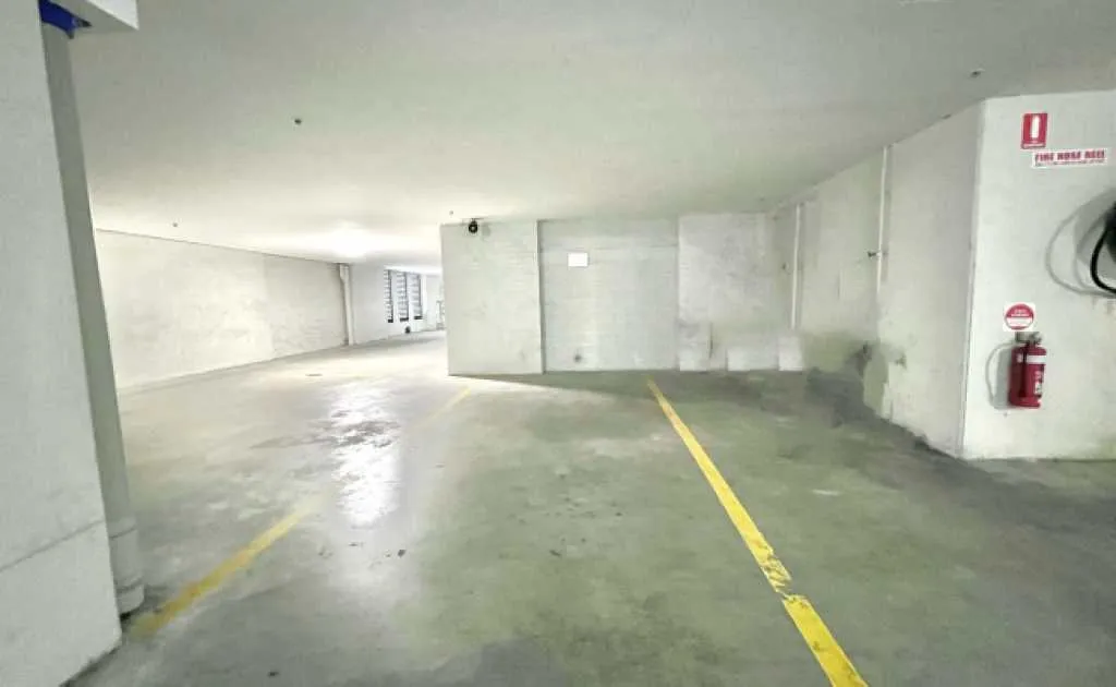 Parking For Rent - Extra Large Size Parking Space In Ultimo Parking For Rent - Extra Large Size Parking Space In Ultimo