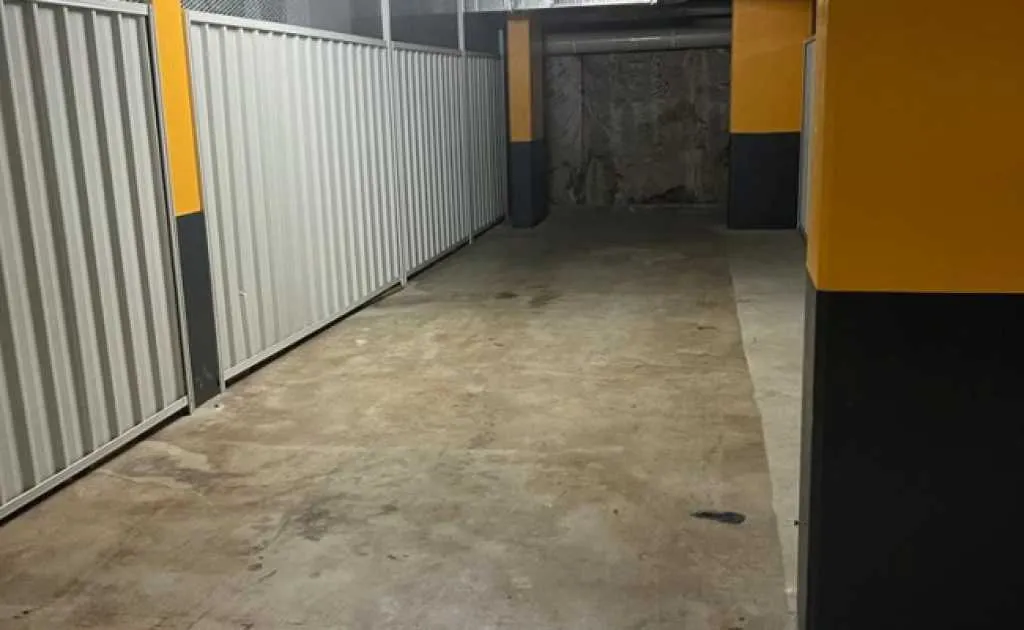Parking For Rent - Great And Secured Long Parking Space In Mascot, Near Airport (2 Car Space) Parking For Rent - Great And Secured Long Parking Space In Mascot, Near Airport (2 Car Space)