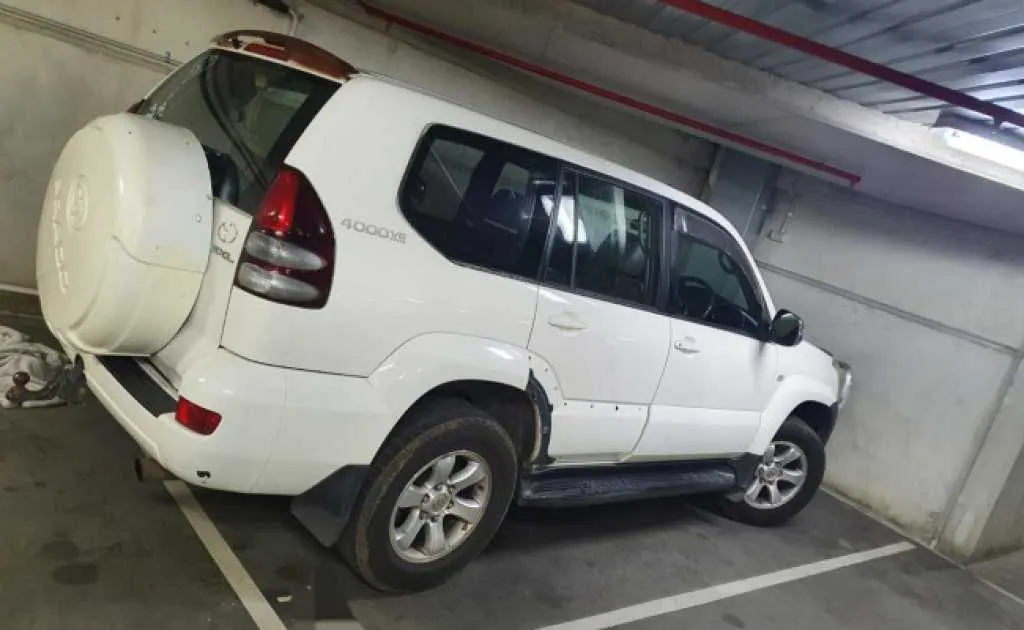 Parking Spaces For Rent - Great Secured Car Park In Docklands With Access To Multiple Tram Routes (70, 75, 30, 35, 86) Parking Spaces For Rent - Great Secured Car Park In Docklands With Access To Multiple Tram Routes (70, 75, 30, 35, 86)