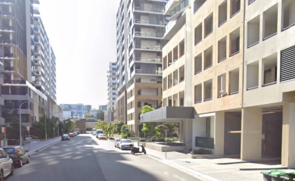 Parking Spaces For Rent - Secure Indoor Lot - 5 Mins Walk From Mascot Station And 10 Mins From Qantas Mascot Hq Parking Spaces For Rent - Secure Indoor Lot - 5 Mins Walk From Mascot Station And 10 Mins From Qantas Mascot Hq