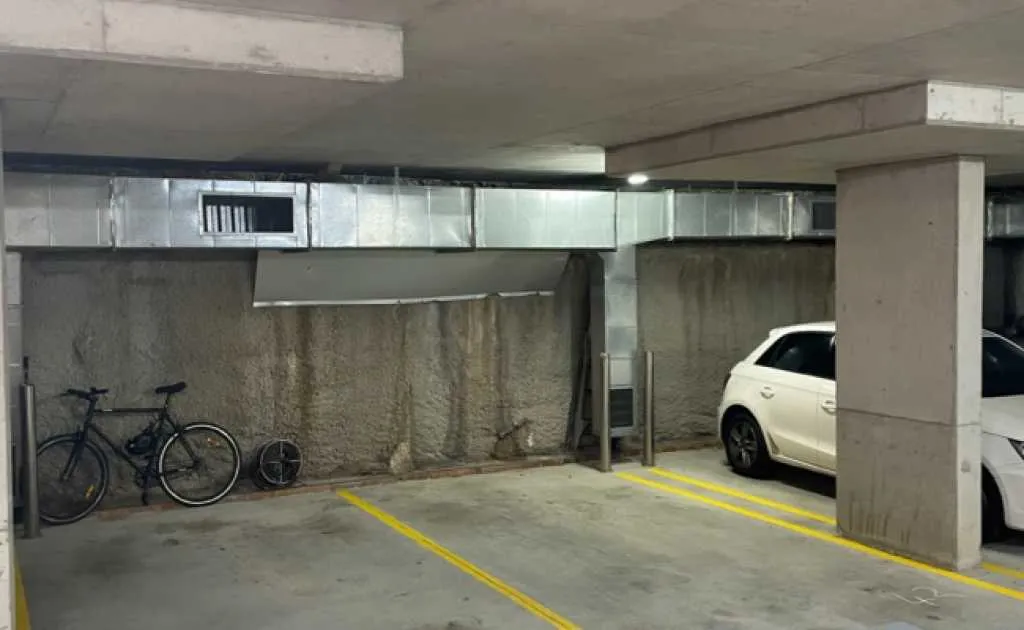 Parking For Rent - South Brisbane - Secure And Undercover Parking Spot