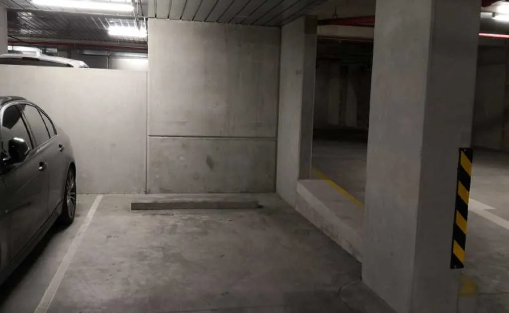 Parking For Rent - Secure Indoor Parking, Leveson St, North Melbourne Parking For Rent - Secure Indoor Parking, Leveson St, North Melbourne