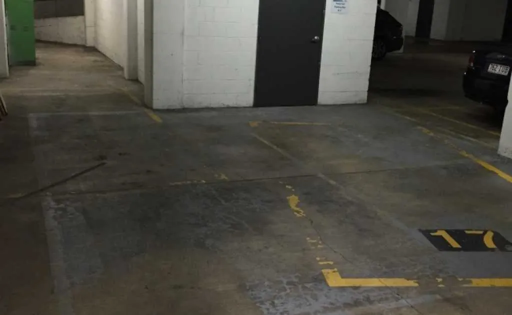 Parking For Rent - Secure U/c Spring Hill Parking Space For Rent. Parking For Rent - Secure U/c Spring Hill Parking Space For Rent.