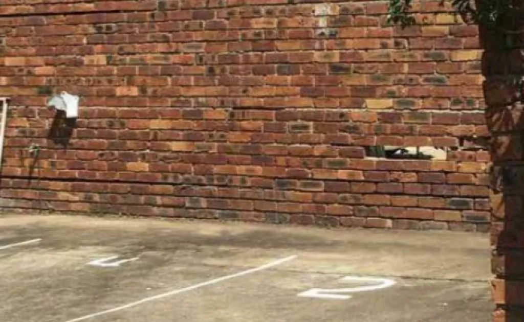 Parking Spaces For Rent - Southbank Carpark - Qut, Griffith Uni, Cbd, Mater Hospital And Southbank -safe Area, Easy, Open Gate